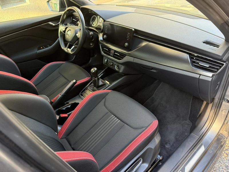Skoda Kamiq 1.0 TSI  G TEC Monte Carlo Edition Фабричен Метан, снимка 9 - Автомобили и джипове - 52060846