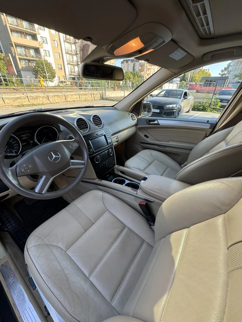 Mercedes-Benz ML 320, снимка 9 - Автомобили и джипове - 53454720