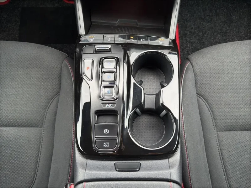 Hyundai Tucson 1.6 T-GDI Hybrid N Line LED ACC KRELL 19", снимка 11 - Автомобили и джипове - 53558458