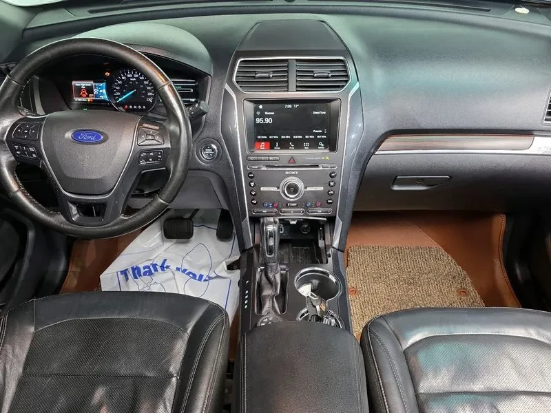 Ford Explorer 2.3 AWD, снимка 7 - Автомобили и джипове - 54351928