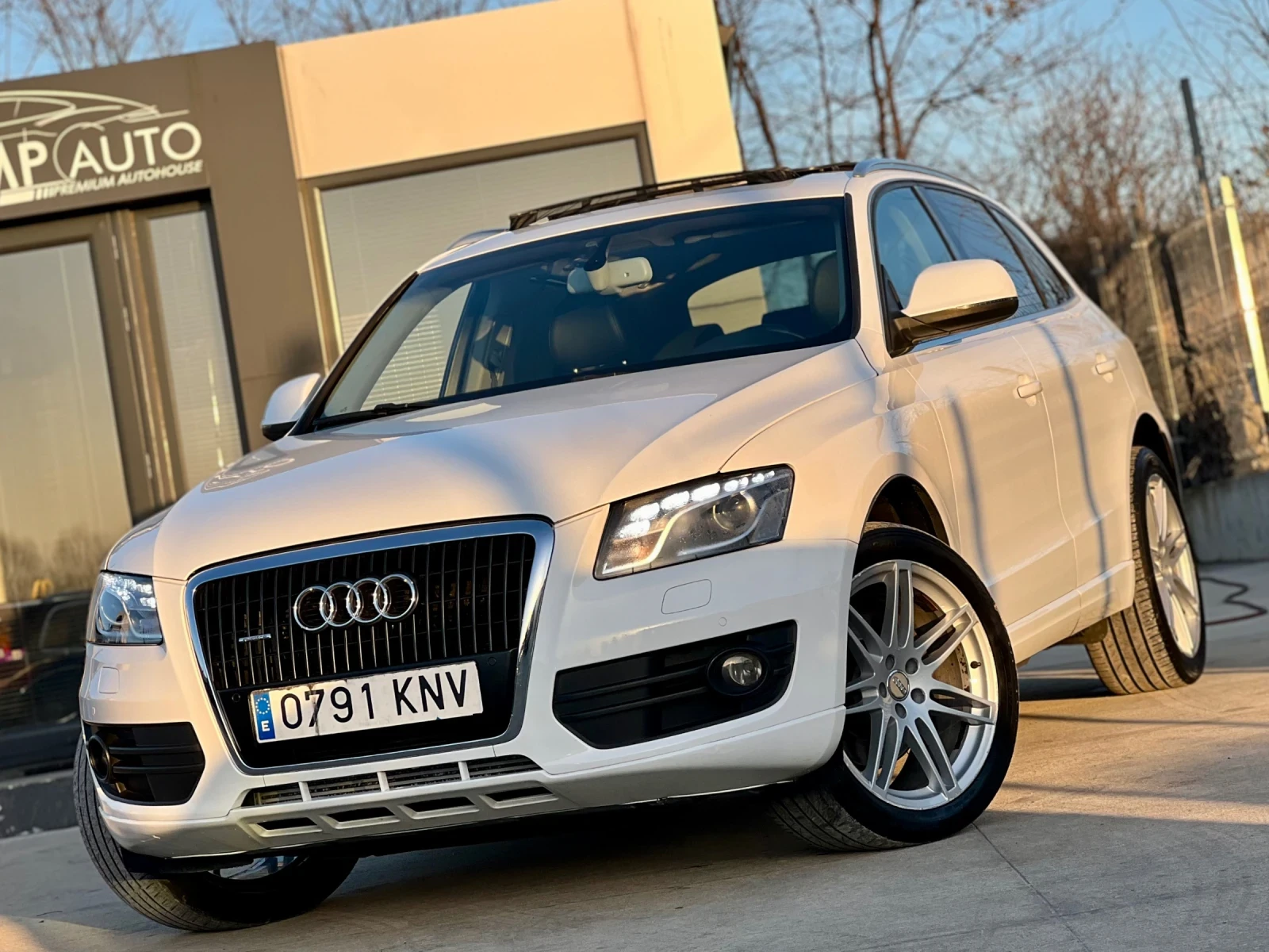 Audi Q5 * 3.0V6TDI-QUATTRO* ПОДГРЕВ* ПАНОРАМА* , снимка 1