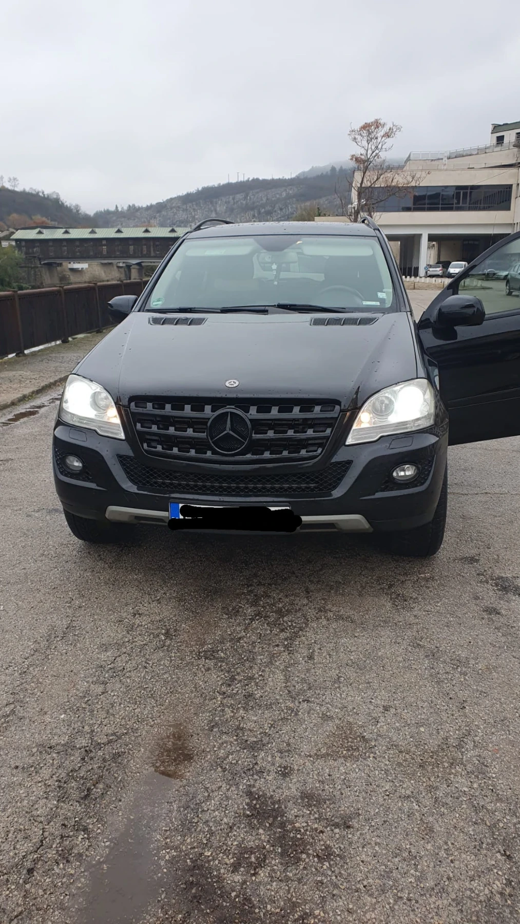 Mercedes-Benz ML 320  - изображение 5