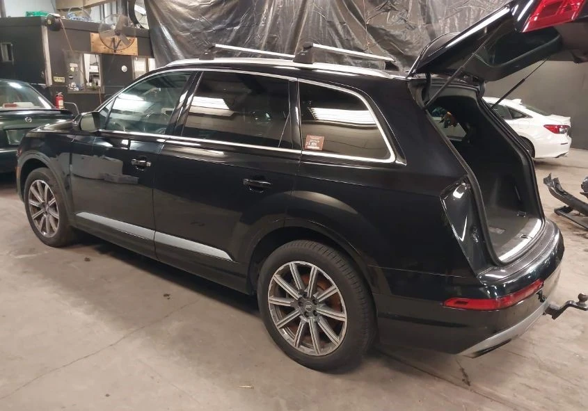 Audi Q7 FULL/КЛИП/360/Distronic/Крайна цена до България! - изображение 7