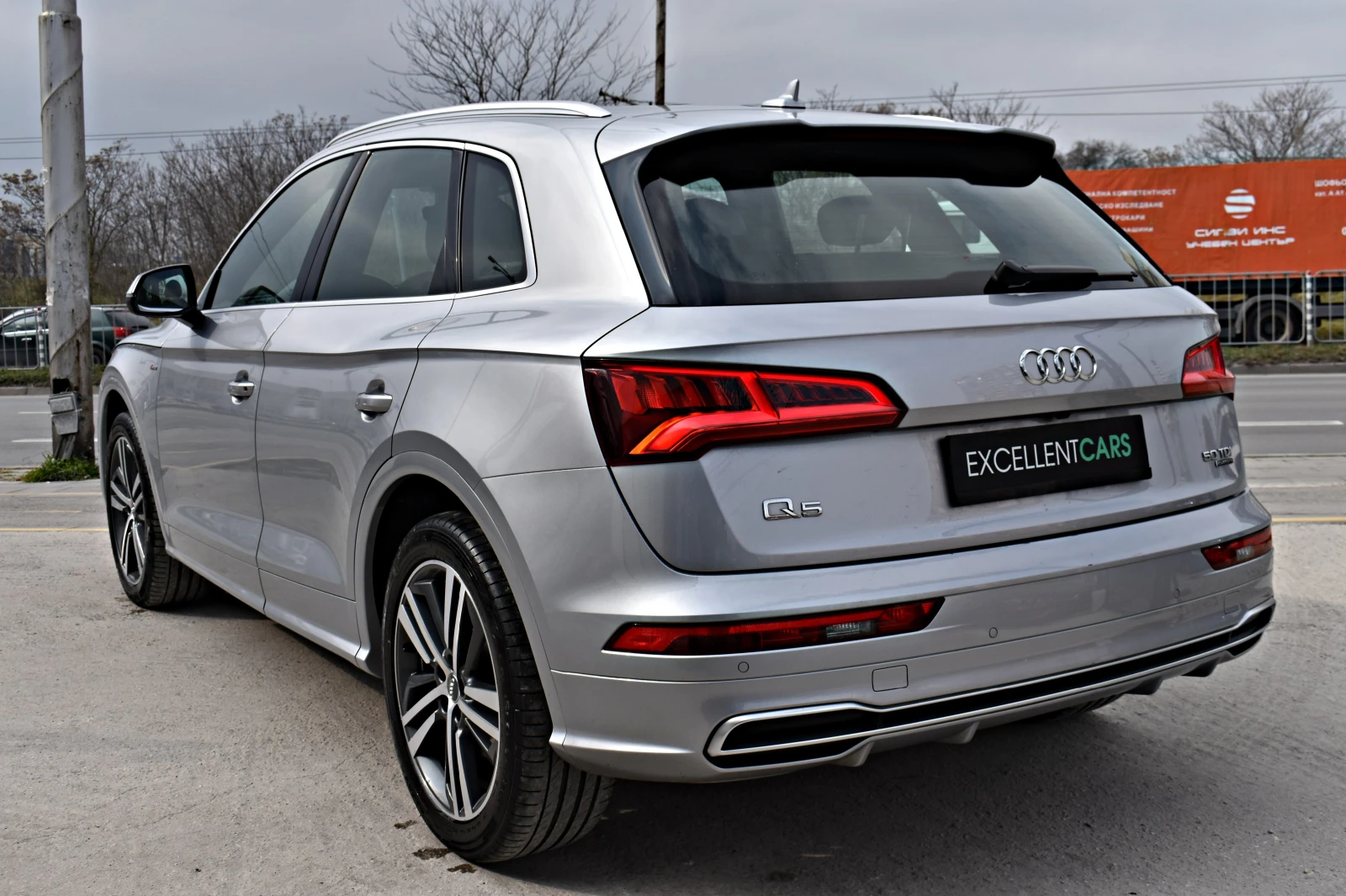 Audi Q5 3.0D* S-LINE* 286k.c* AIRMATIC - изображение 4