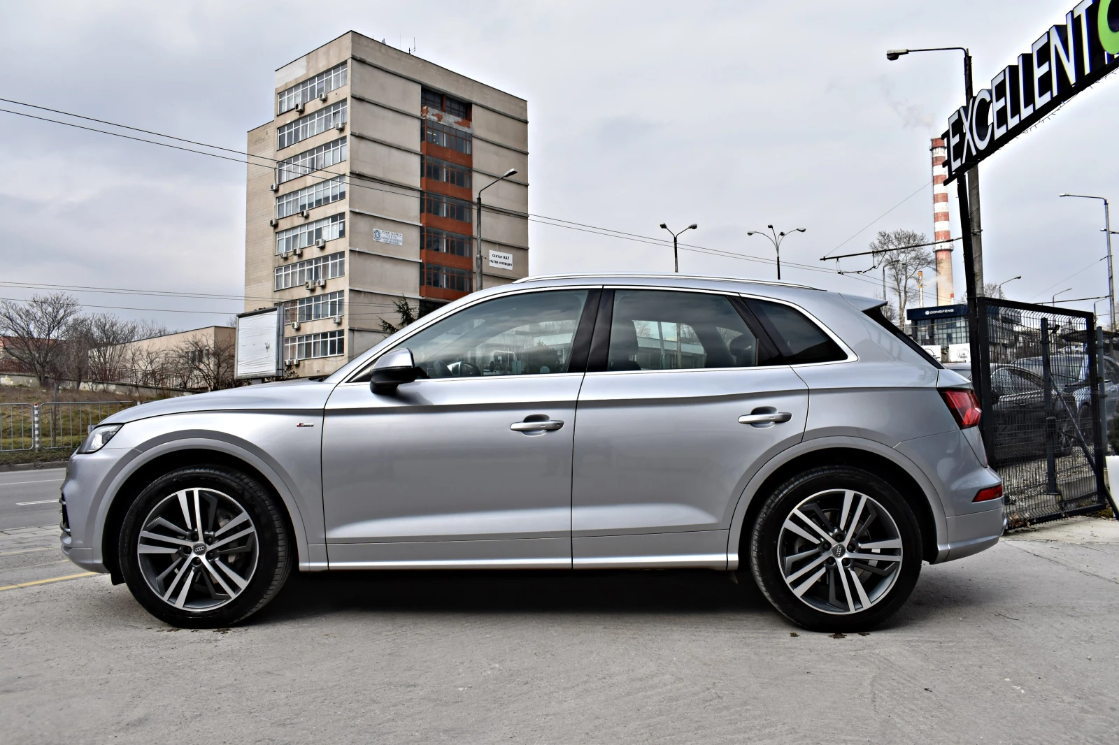 Audi Q5 3.0D* S-LINE* 286k.c* AIRMATIC - изображение 3