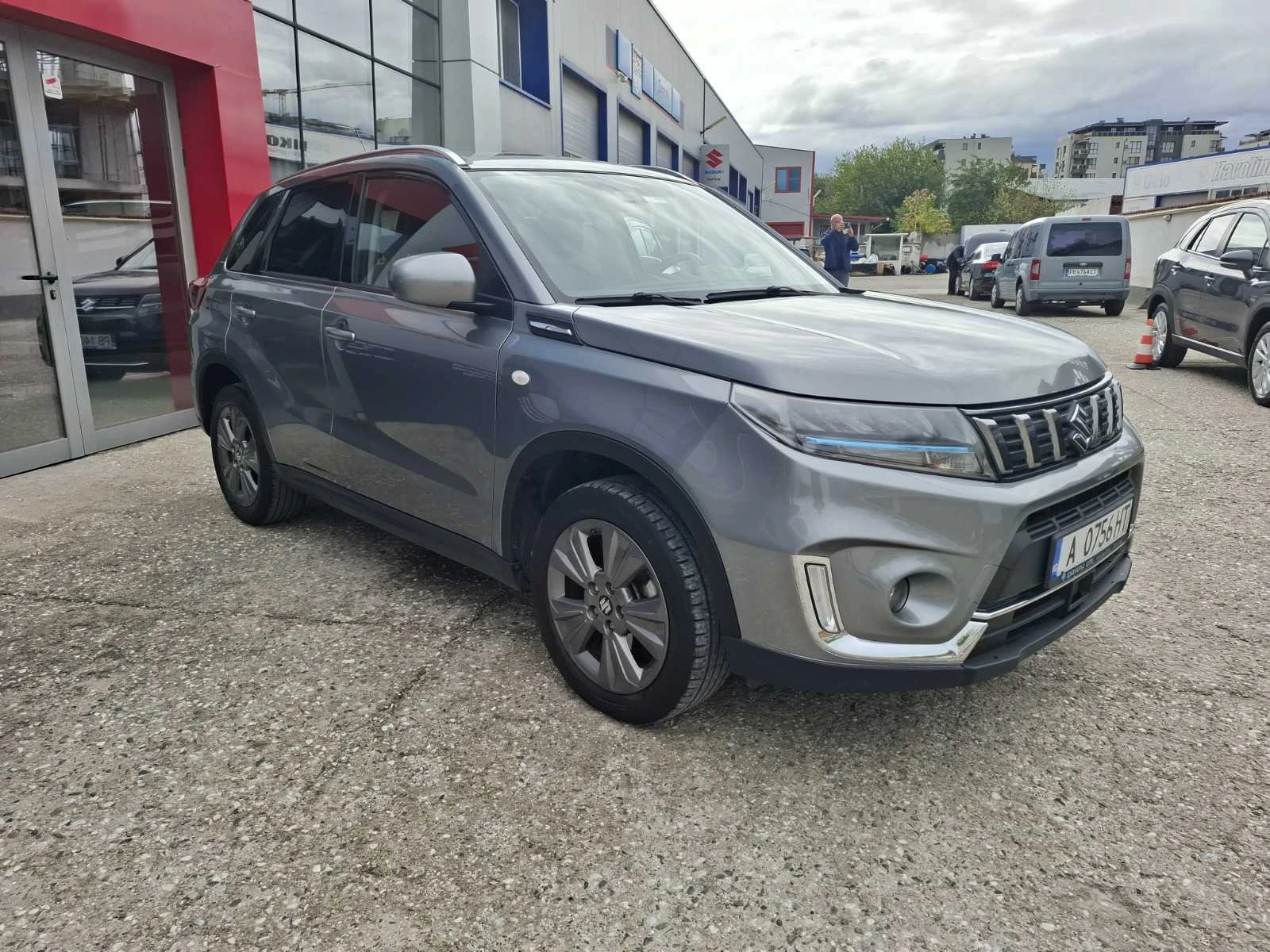 Suzuki Vitara GL+ 6MT 2WD Hybrid - изображение 2