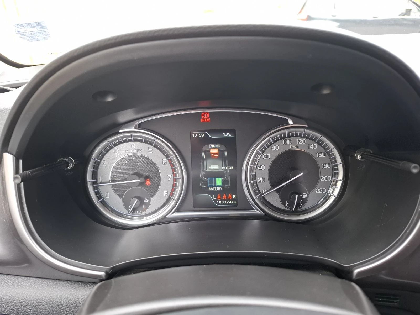 Suzuki Vitara GL+ 6MT 2WD Hybrid - изображение 10