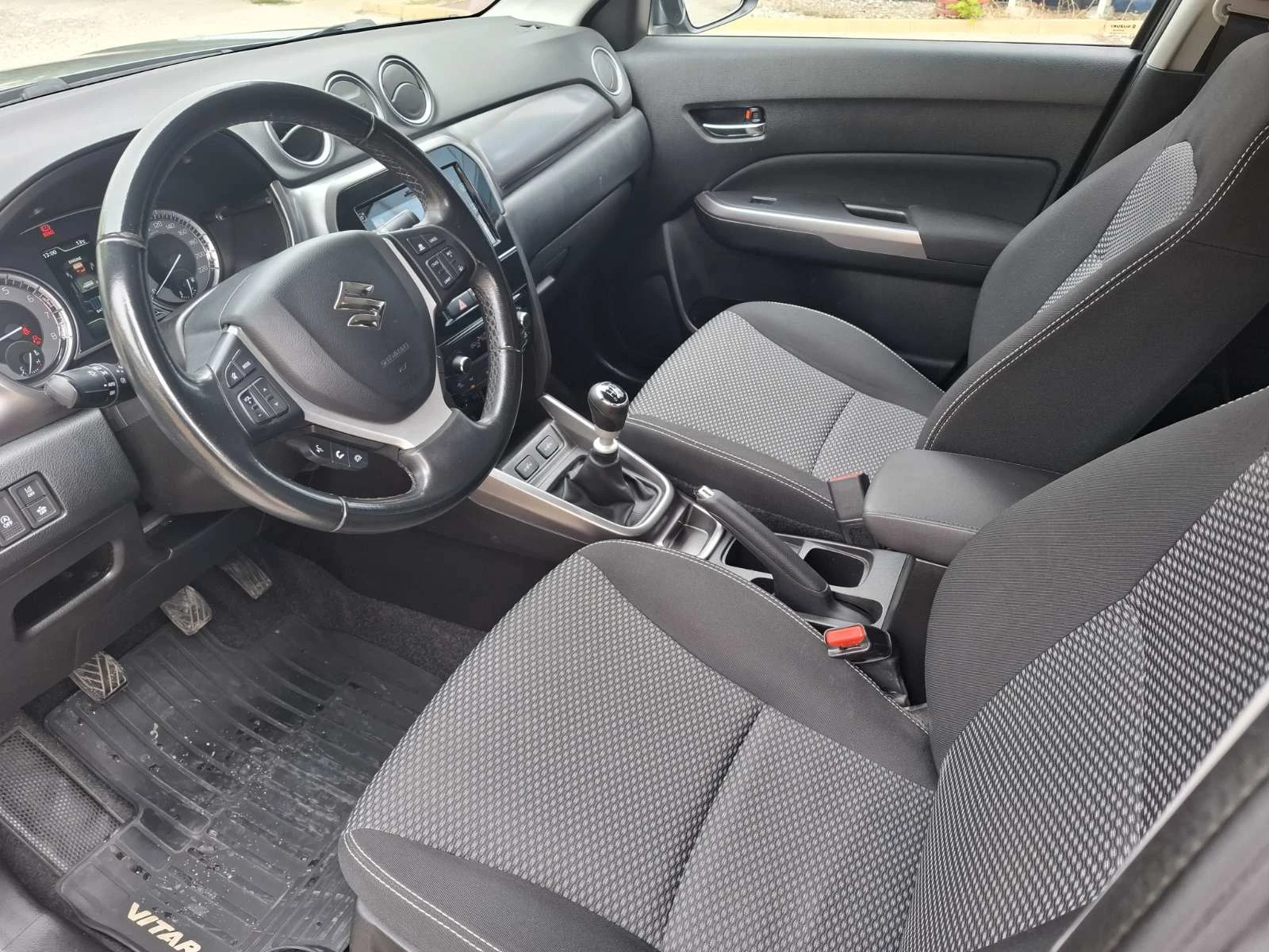 Suzuki Vitara GL+ 6MT 2WD Hybrid - изображение 7