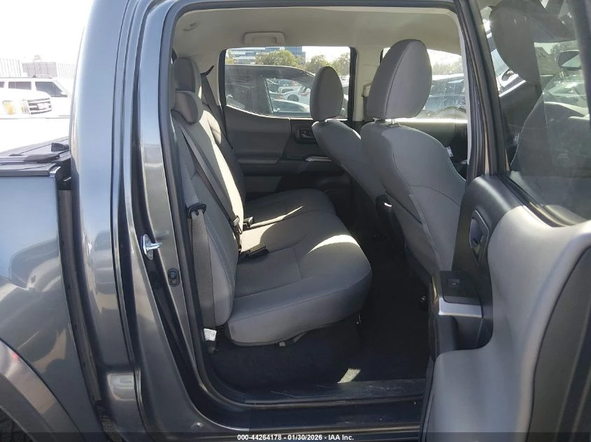 Toyota Tacoma SR5 V6 * КРАЙНА ЦЕНА* CARFAX - изображение 8