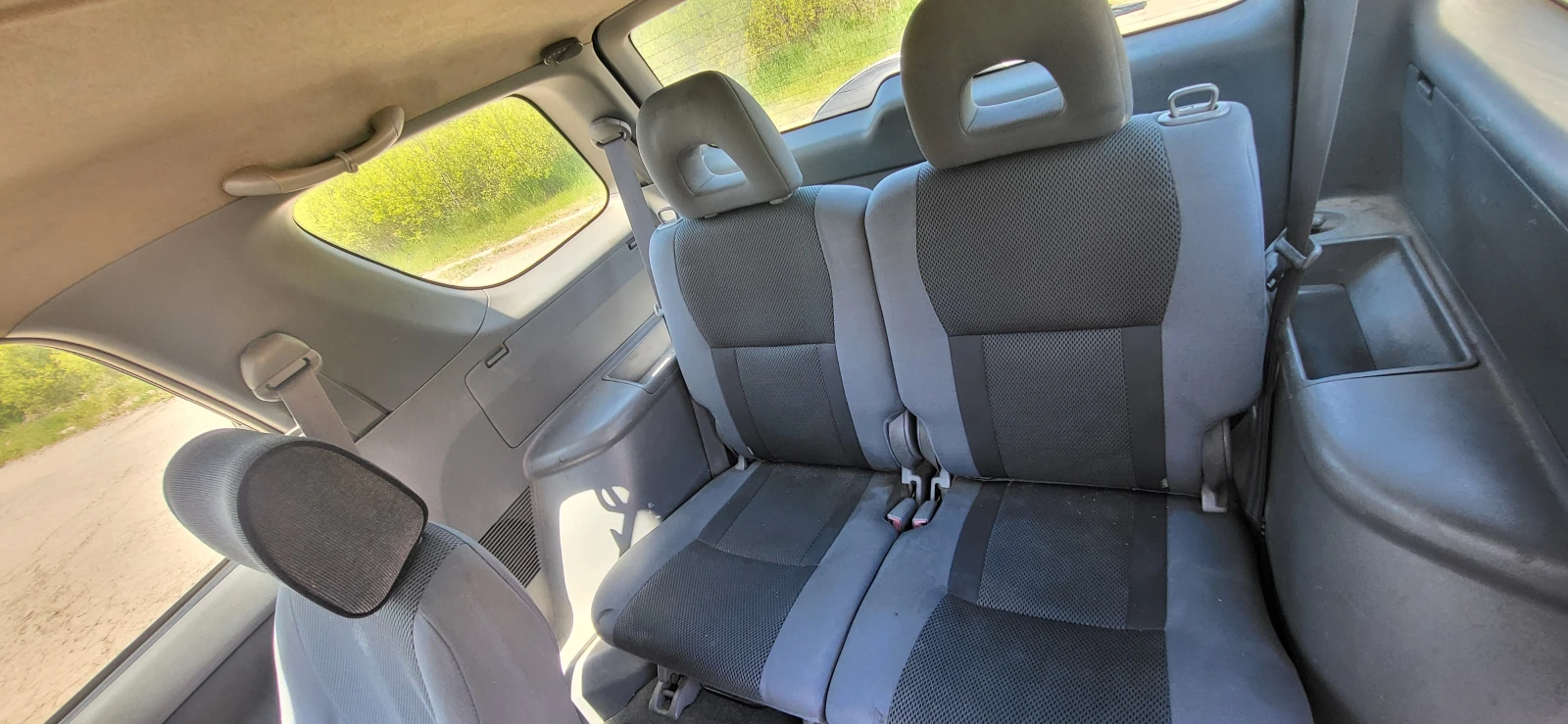 Toyota Rav4, снимка 11 - Автомобили и джипове - 54431367