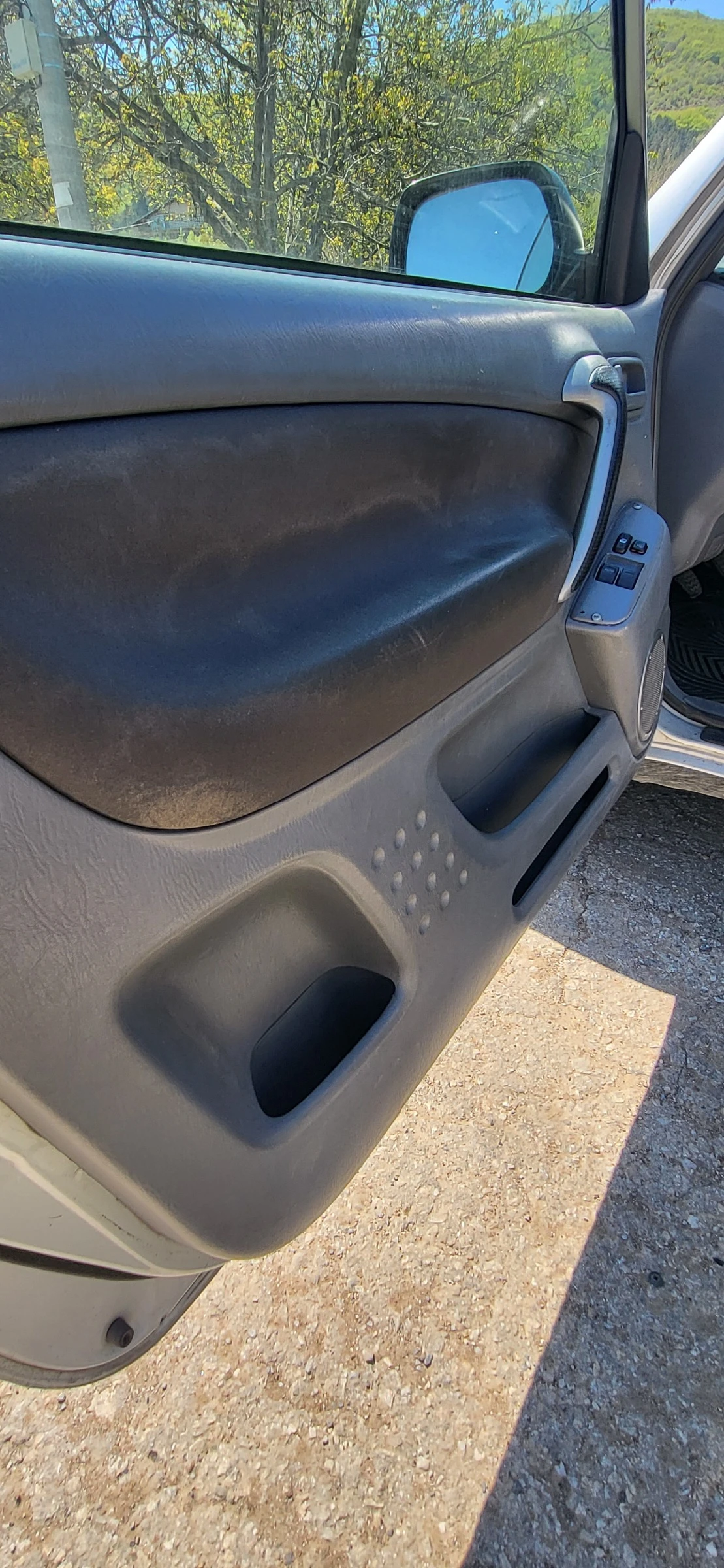 Toyota Rav4, снимка 4 - Автомобили и джипове - 54431367