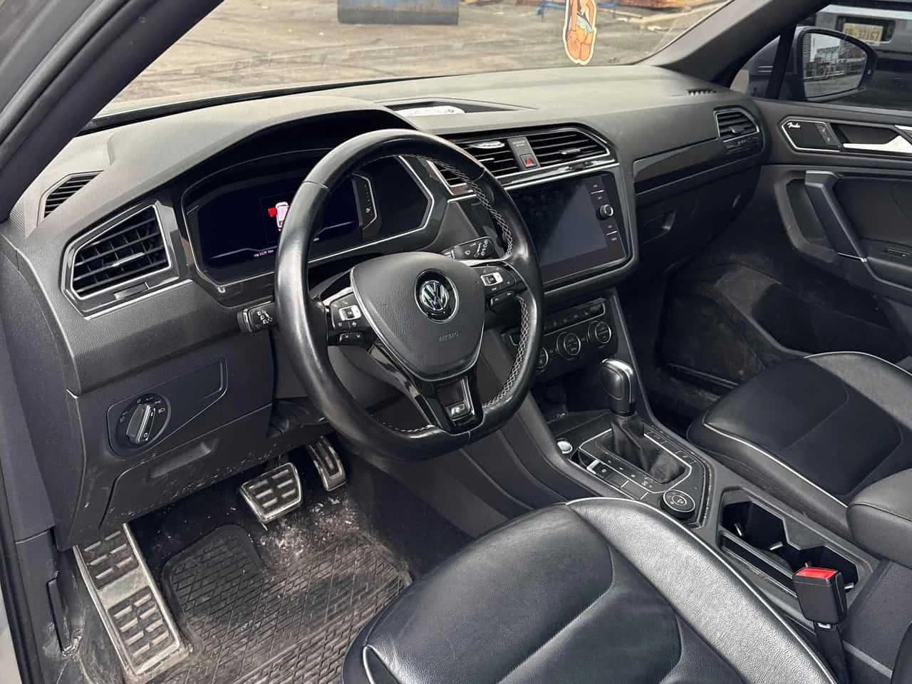 VW Tiguan * Highline * CARFAX * 2 КЛЮЧА * FENDER * ПАНОРАМА, снимка 5 - Автомобили и джипове - 54497138