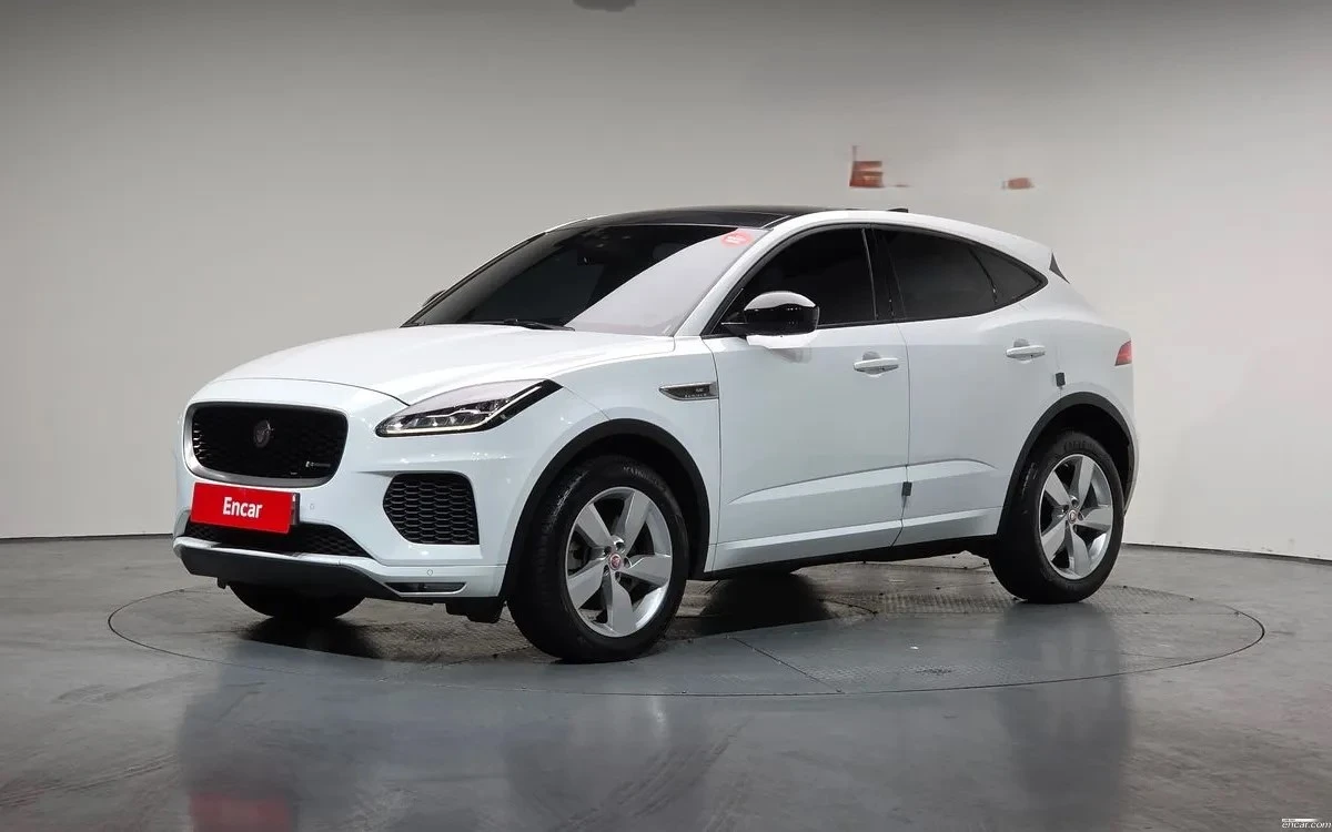 Jaguar F-PACE P250 R-Dynamic SE