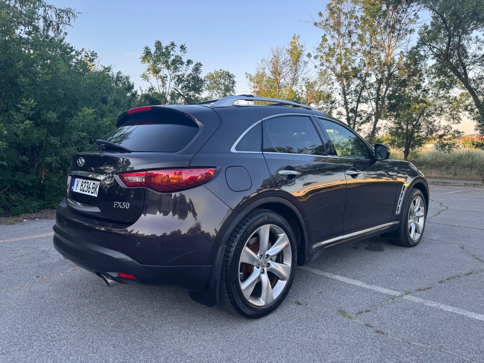 Infiniti Fx 50 5.0 V8 390HP FULL, снимка 10 - Автомобили и джипове - 55078743