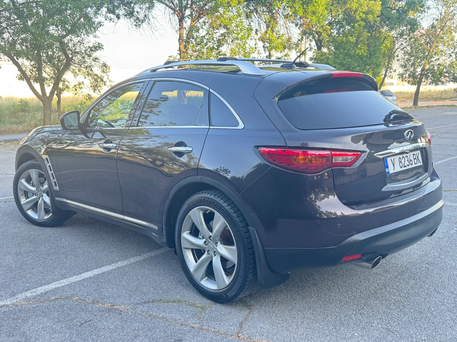 Infiniti Fx 50 5.0 V8 390HP FULL, снимка 6 - Автомобили и джипове - 55078743