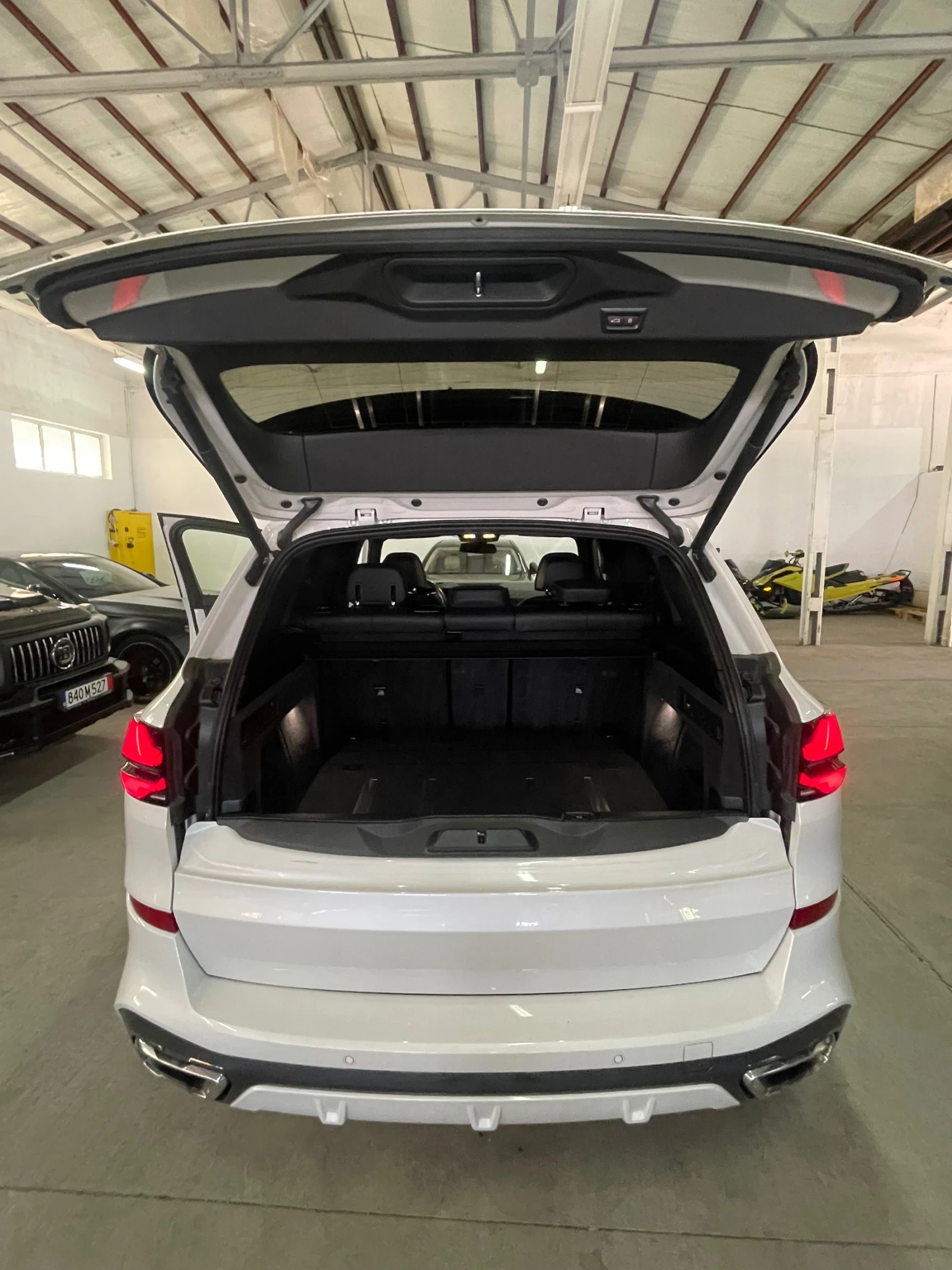 BMW X5 Mpak/360/harman/kardon/обдух/подгр/теглич/ФУЛЛ!!!, снимка 16 - Автомобили и джипове - 55226150