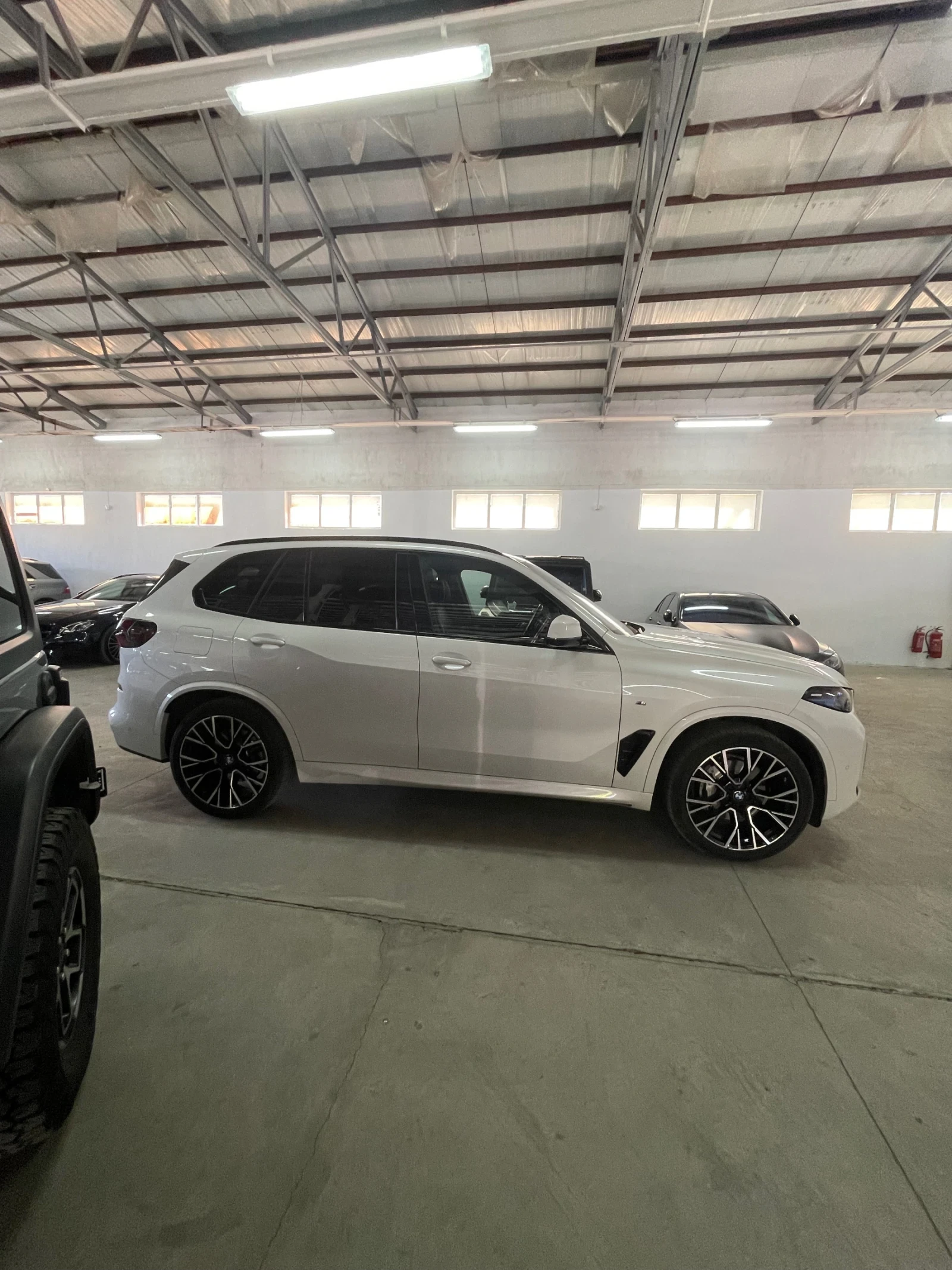 BMW X5 Mpak/360/harman/kardon/обдух/подгр/теглич/ФУЛЛ!!!, снимка 7 - Автомобили и джипове - 55226150