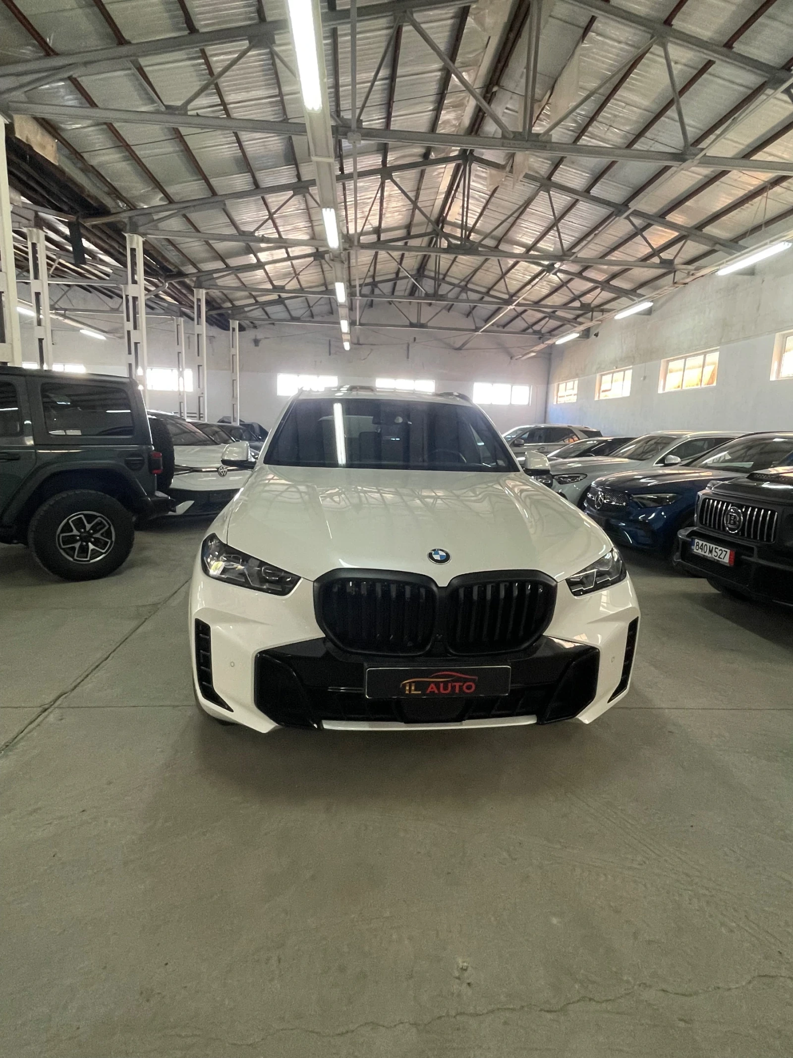 BMW X5 Mpak/360/harman/kardon/обдух/подгр/теглич/ФУЛЛ!!!, снимка 3 - Автомобили и джипове - 55226150