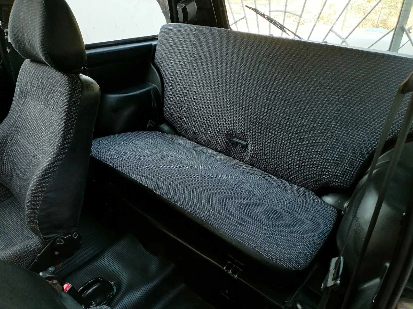 Lada Niva 1.7, снимка 11 - Автомобили и джипове - 55905378