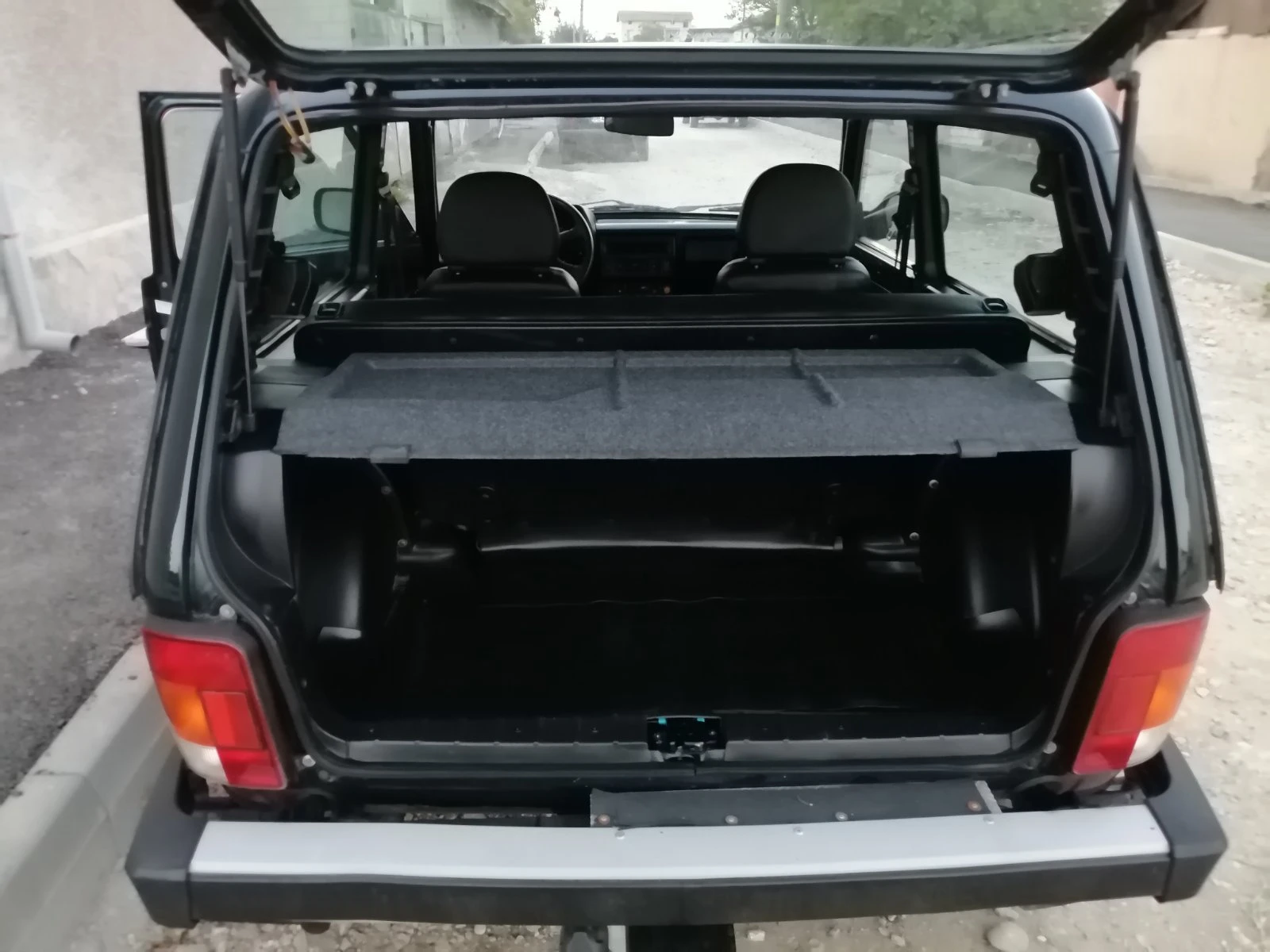 Lada Niva 1.7, снимка 15 - Автомобили и джипове - 55905378