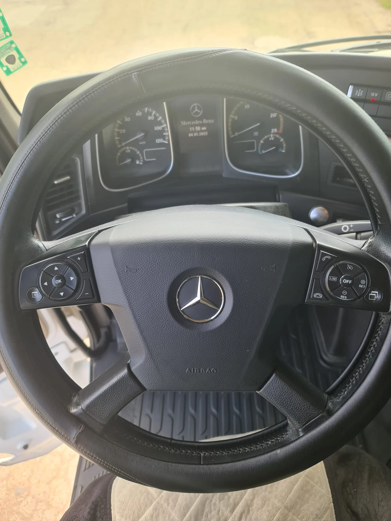 Mercedes-Benz Actros  - изображение 5