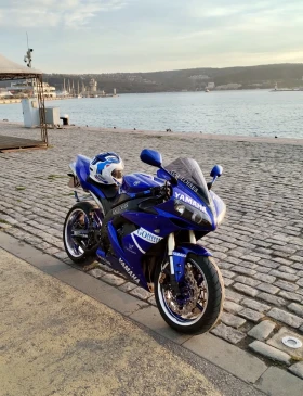 Yamaha YZF-R1 Втори собственик* обслужен* Leo Vince , снимка 1