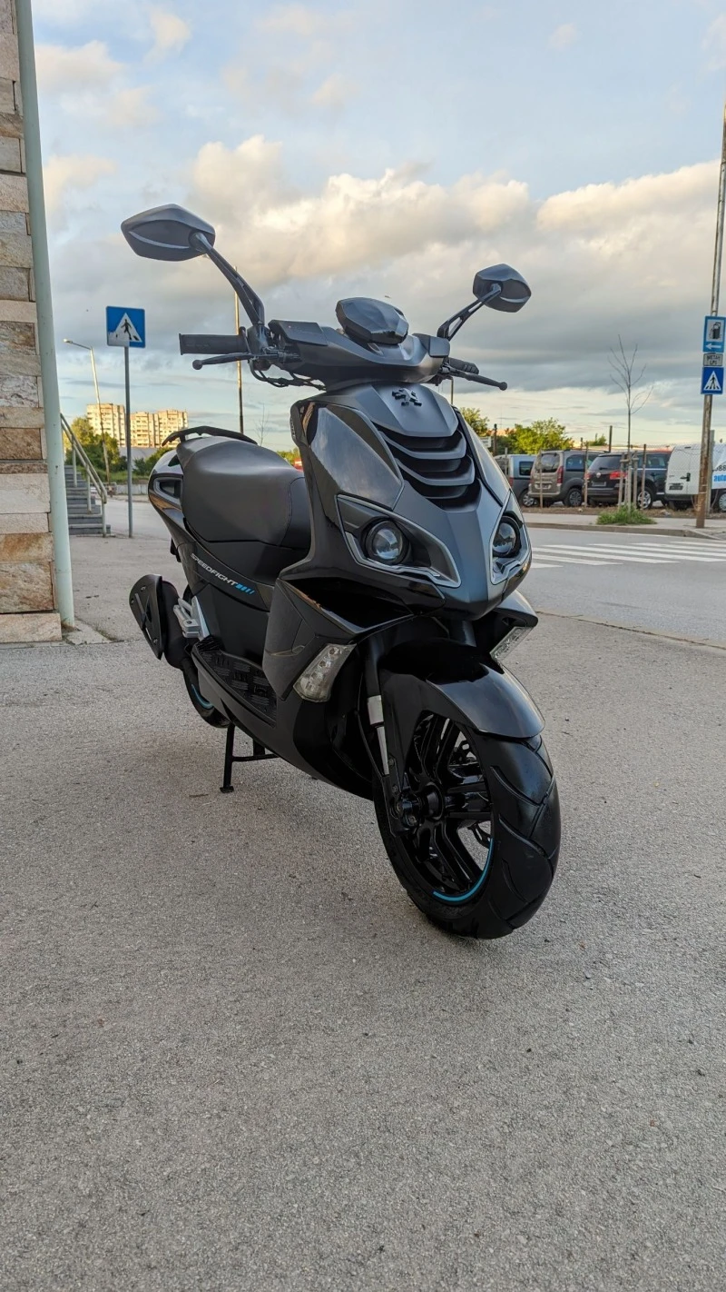 Peugeot Speedfight 4 Dark side 2017 49cc 4T 8 000km!!!, снимка 2 - Мотоциклети и мототехника - 45881787