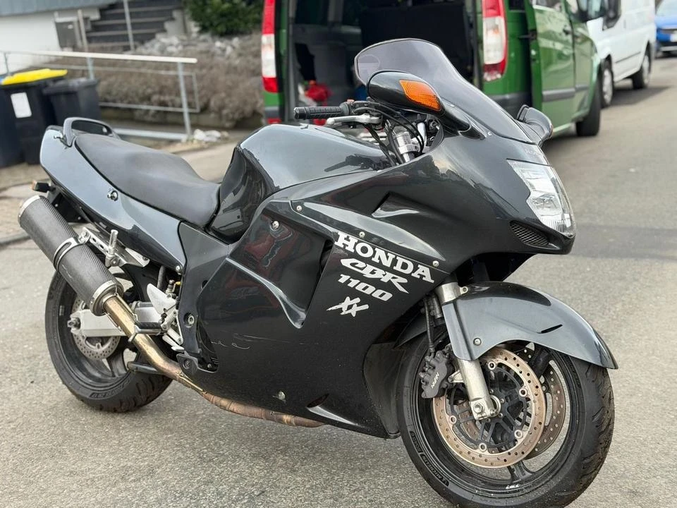 Honda Cbr 1100 ХХ - изображение 5