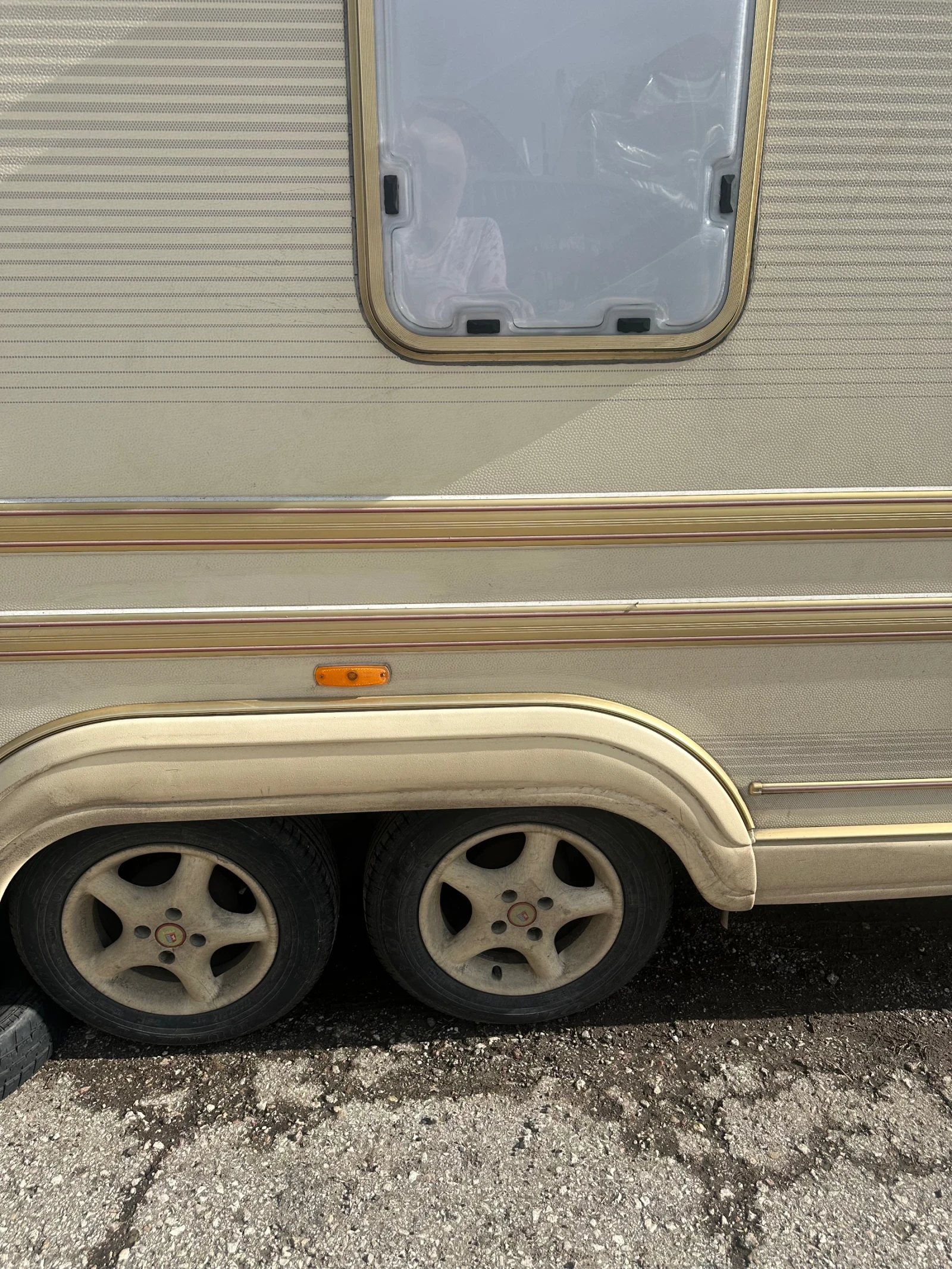 Каравана Tabbert Baronesse 620, снимка 14 - Каравани и кемпери - 53664270