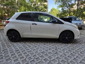 Toyota Yaris товарен , снимка 2