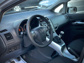Toyota Auris 1.33 FaceLift , снимка 7