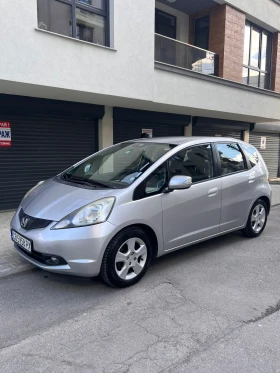 Обява за продажба на Honda Jazz Automatic, 1.4, Petrol ~12 960 лв. - изображение 1