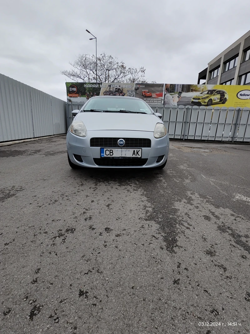 Fiat Punto 1.2 Grande Punto 65 кс., снимка 4 - Автомобили и джипове - 48228492