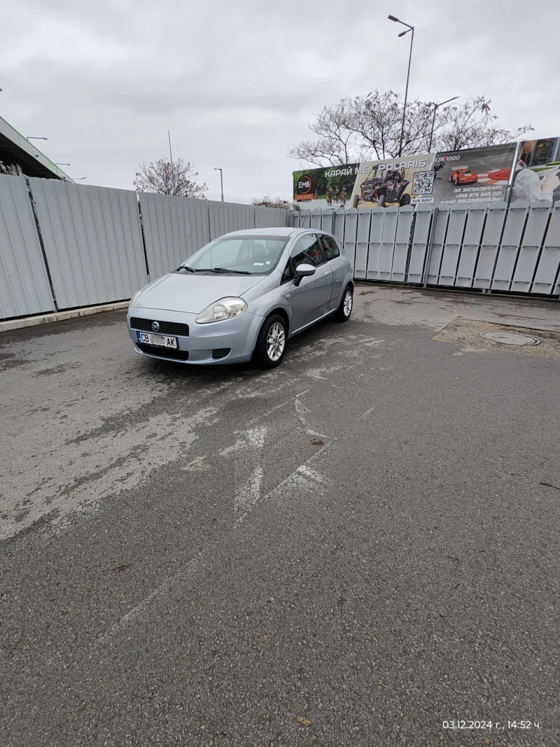 Fiat Punto 1.2 Grande Punto 65 кс., снимка 5 - Автомобили и джипове - 48228492