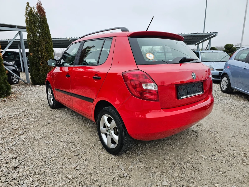 Skoda Fabia 1.2 КЛИМАТИК РЕАЛНИ КИЛОМЕТРИ, снимка 3 - Автомобили и джипове - 48295041