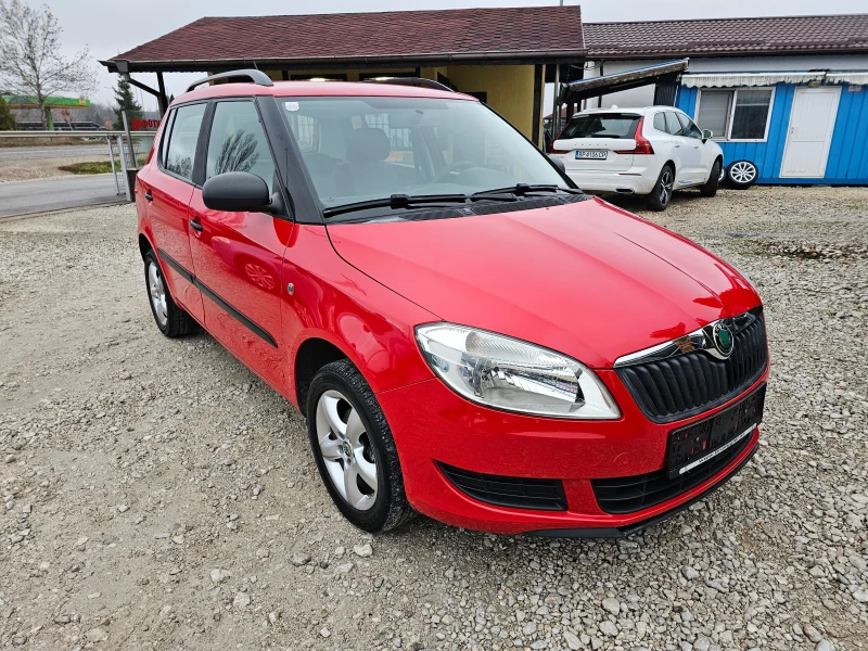 Skoda Fabia 1.2 КЛИМАТИК РЕАЛНИ КИЛОМЕТРИ, снимка 7 - Автомобили и джипове - 48295041