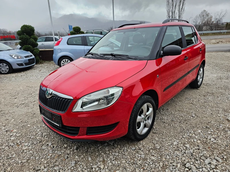 Skoda Fabia 1.2 КЛИМАТИК РЕАЛНИ КИЛОМЕТРИ, снимка 1 - Автомобили и джипове - 48295041