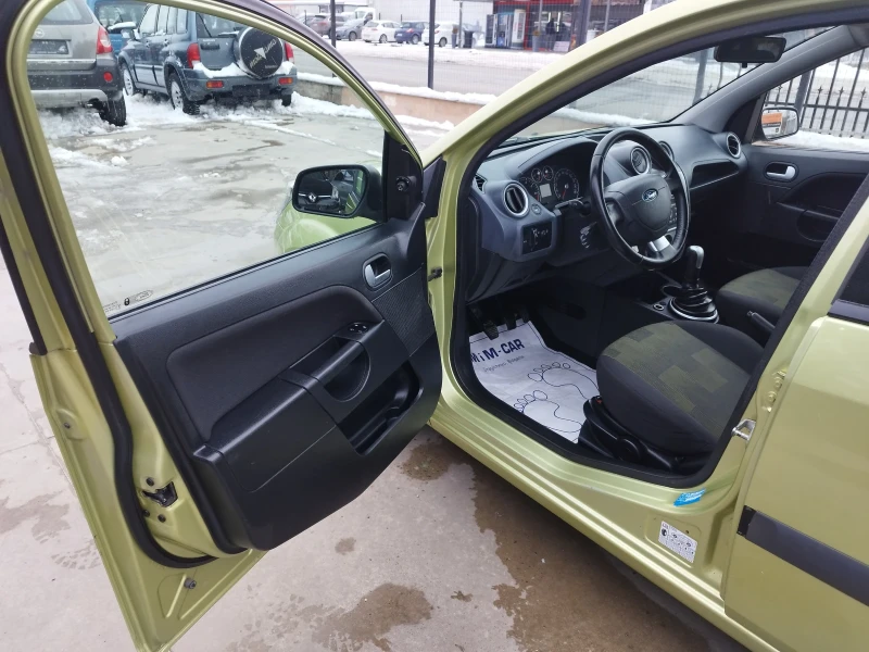 Ford Fiesta 1.25i, снимка 9 - Автомобили и джипове - 48667740