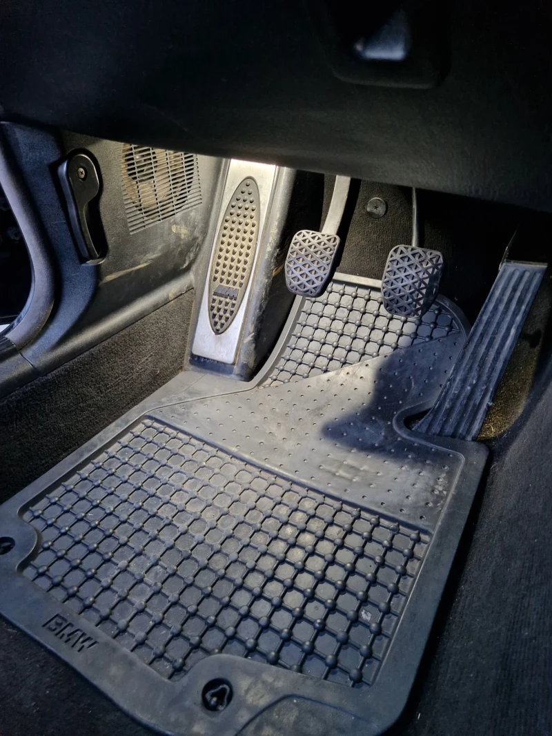 BMW 320 FULL M3 пакет , снимка 12 - Автомобили и джипове - 52424465