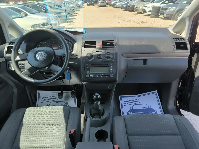 VW Touran 2.0TD, снимка 9 - Автомобили и джипове - 51495402