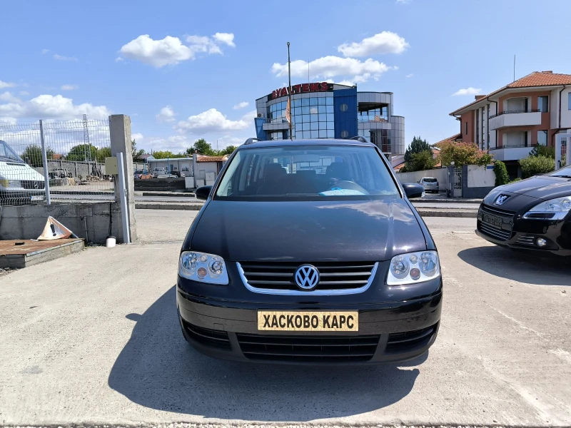 VW Touran 2.0TD, снимка 2 - Автомобили и джипове - 51495402