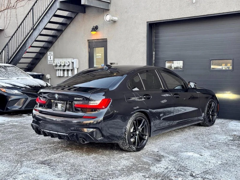 BMW 330 * АВТО КРЕДИТ* ЦЕНА ДО БГ * СЕРВИЗНА ИСТОРИЯ * , снимка 8 - Автомобили и джипове - 52690926