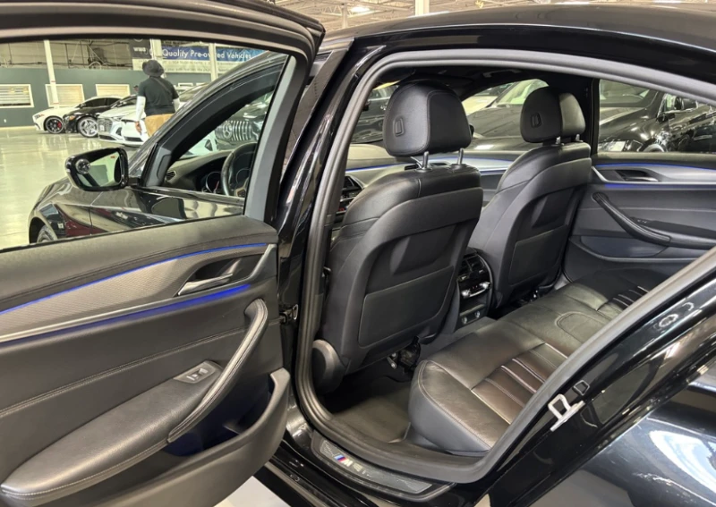 BMW 540 | AWD| MPKG| NAV| AMBIENT| LEATHER| SUNROOF| + , снимка 12 - Автомобили и джипове - 52711427