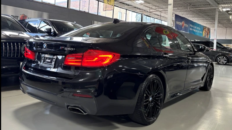 BMW 540 | AWD| MPKG| NAV| AMBIENT| LEATHER| SUNROOF| + , снимка 3 - Автомобили и джипове - 52711427