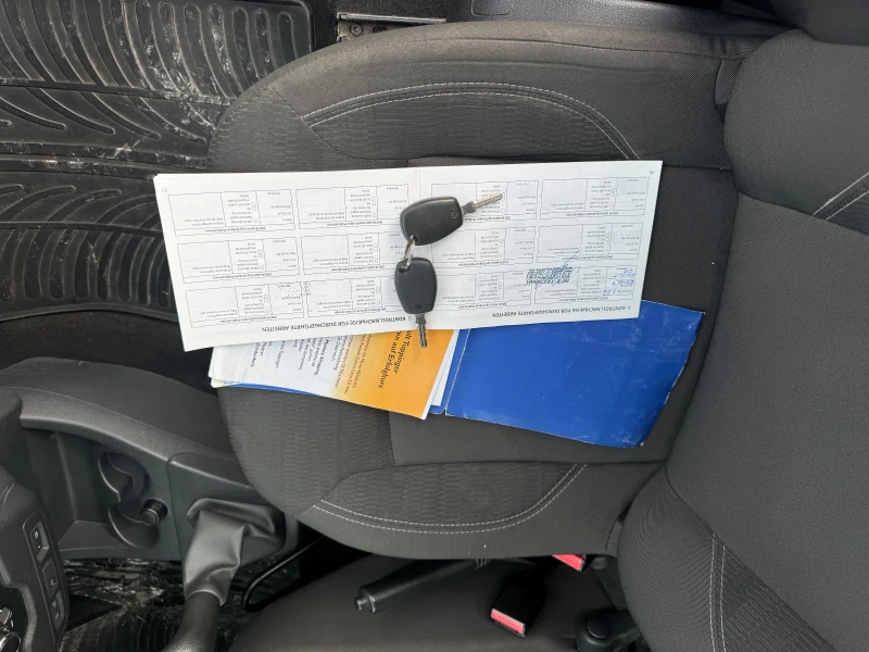 Dacia Lodgy 6+ 1 EVRO 5 b 124000 KM, снимка 15 - Автомобили и джипове - 52725054