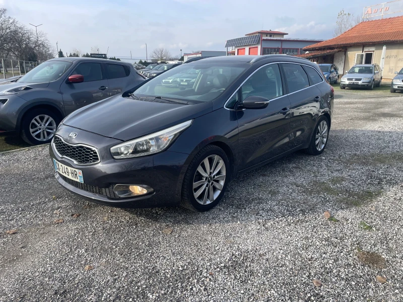 Kia Ceed 1.6 GT-LINE, снимка 3 - Автомобили и джипове - 52895733