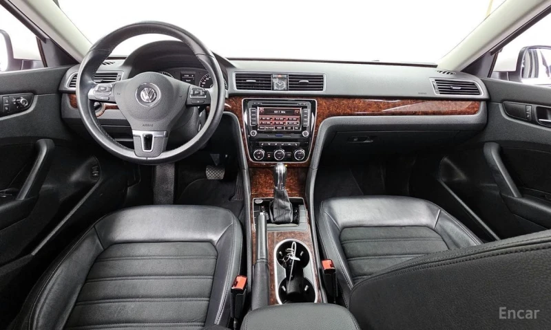 VW Passat, снимка 7 - Автомобили и джипове - 52998454