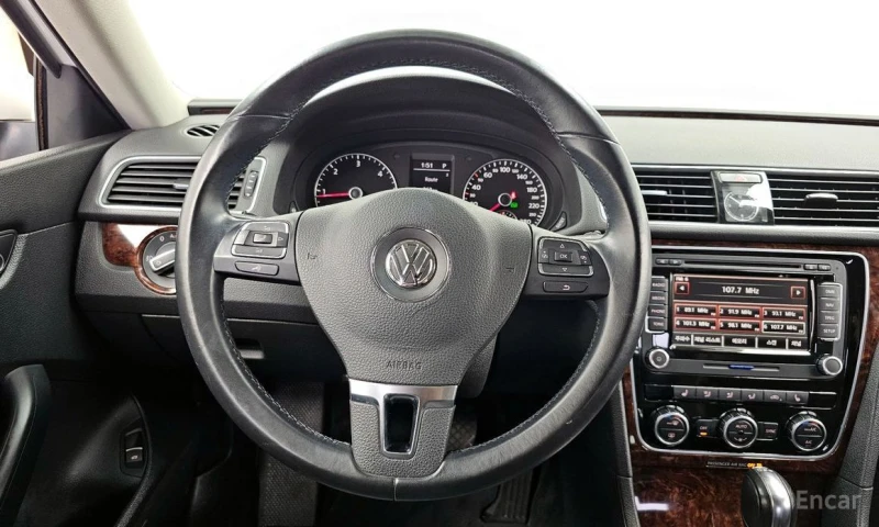 VW Passat, снимка 13 - Автомобили и джипове - 52998454