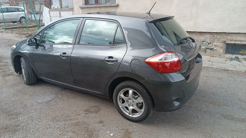 Toyota Auris 1.6-132к.с.топ състояние , снимка 4 - Автомобили и джипове - 53061072