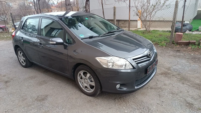 Toyota Auris 1.6-132к.с.топ състояние , снимка 9 - Автомобили и джипове - 53061072